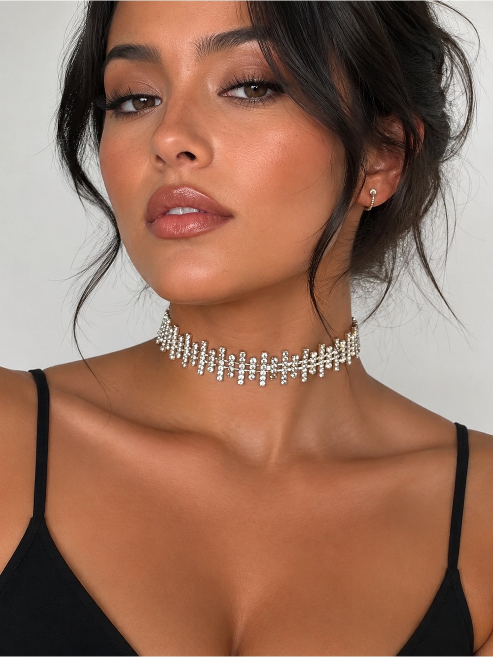 Rhinestone Crystal Choker Necklace - Silver